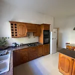 Flat St Julians For 7 People, Spacious And Bright