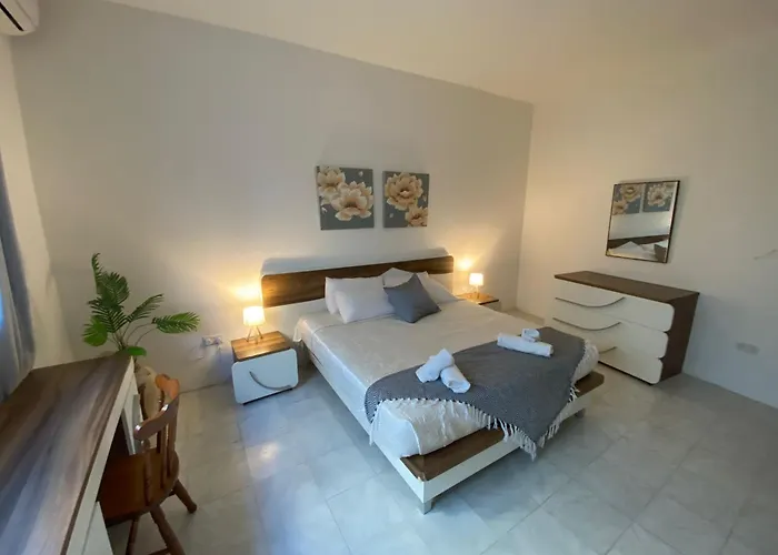 Flat St Julians For 7 People, Spacious And Bright